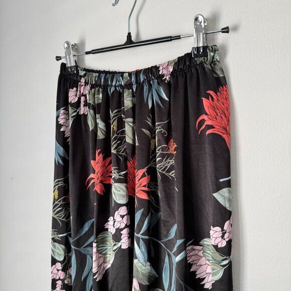 Tropical Floral Pants - Picture 4 of 4